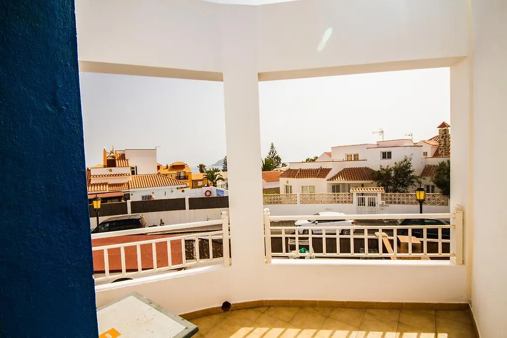 Surfhouse Hotel Corralejo Affittacamere