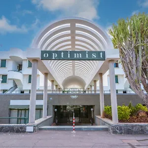 apartamentos-optimist-vaptour.tenerifehoteles.net/